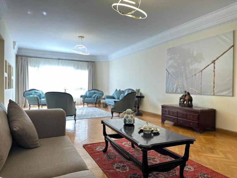Apartment Luxurious For Rent With Nile View For Families Only Cairo