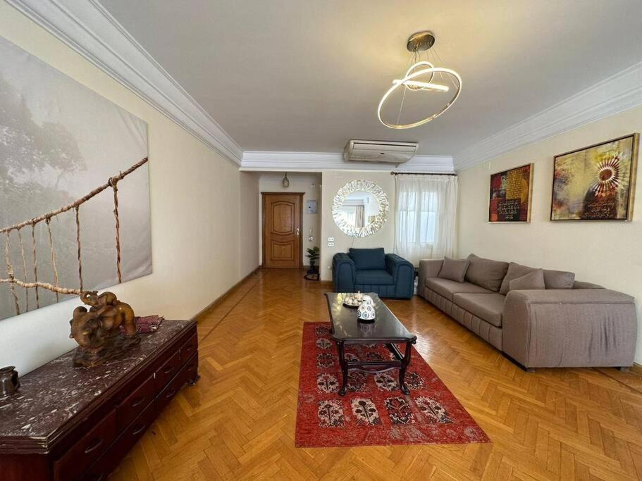 Luxurious For Rent With Nile View For Families Only Apartment