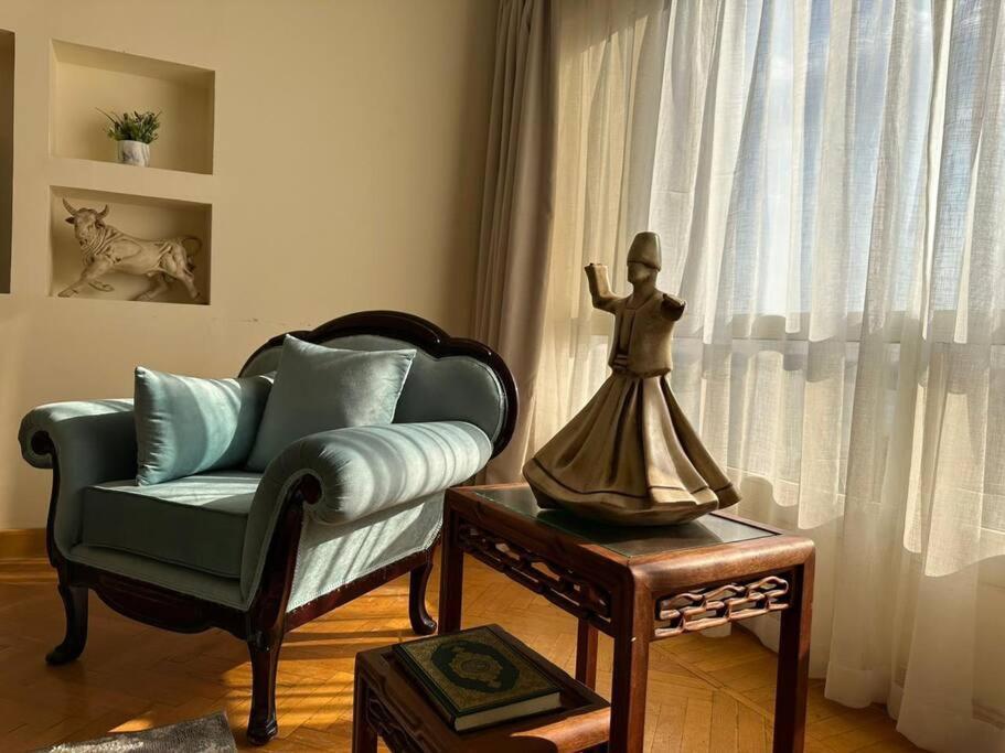 Luxurious For Rent With Nile View For Families Only Apartment *